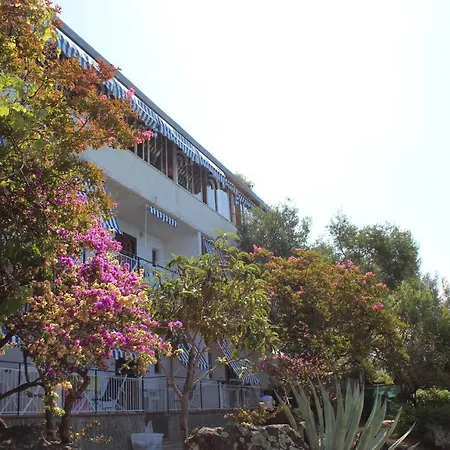 Costa Del Mito Semesterpark Pisciotta